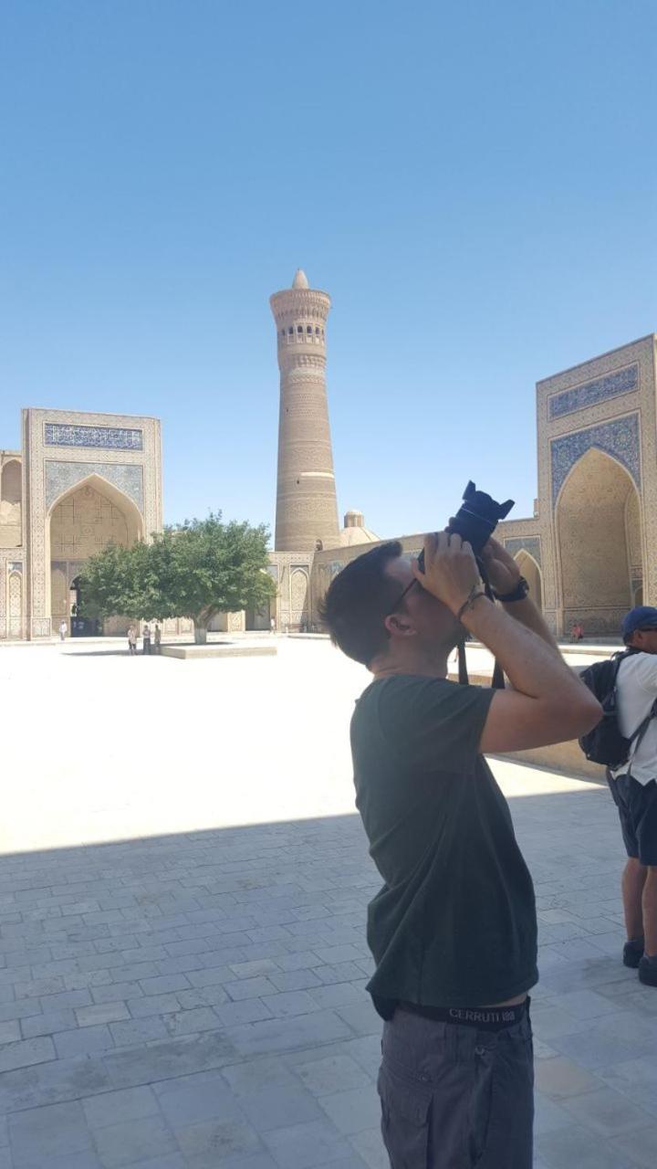 Sim Sim Hostel & Guest House Near The Church Samarkand Exterior foto